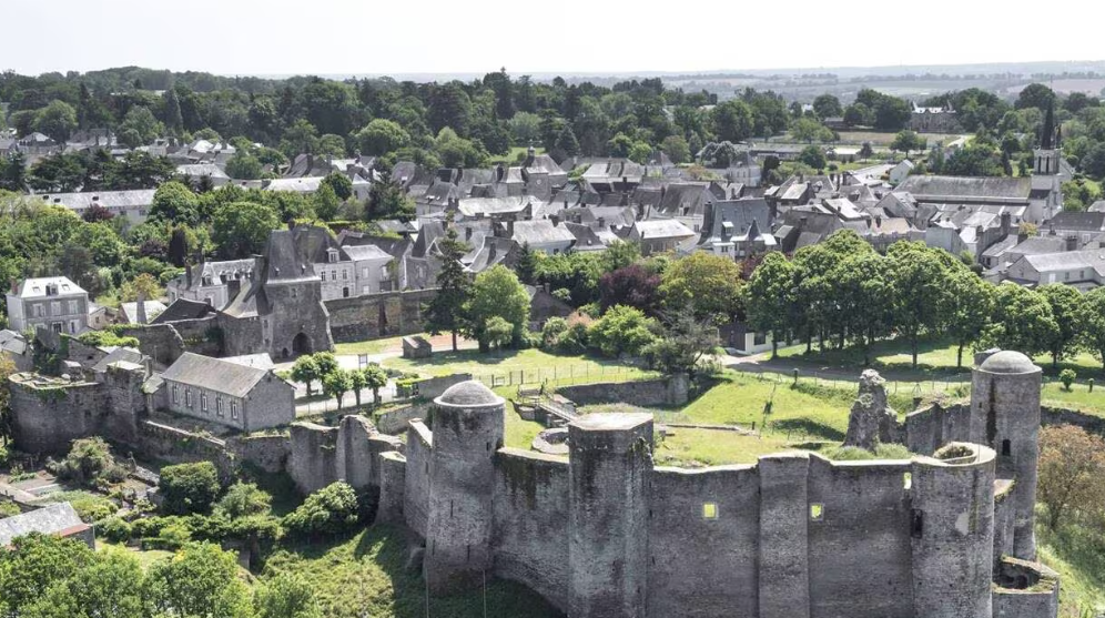 Pouancé Castle, Enclos du château, France
